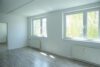 2-Raum-Wohnung mit Badewanne - Wohnraum